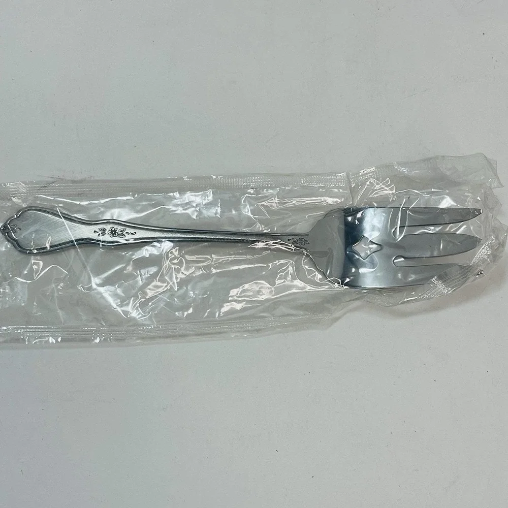 Oneida Morning Blossom 4 Piece‎ Hostess Set Serving Fork Ladle Tablespoon NEW